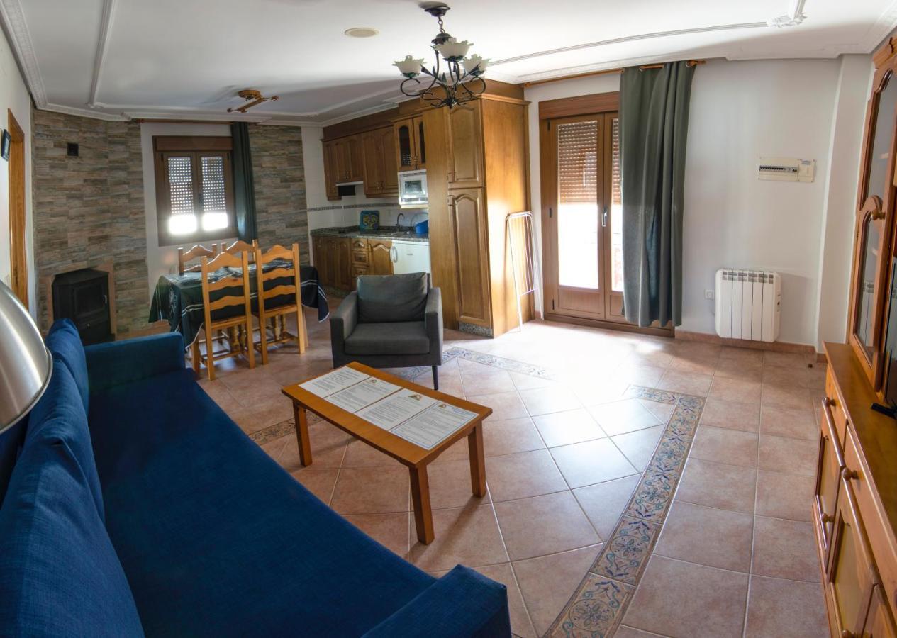 Apartamentos Rurales El Prado Пинофранкеадо Экстерьер фото