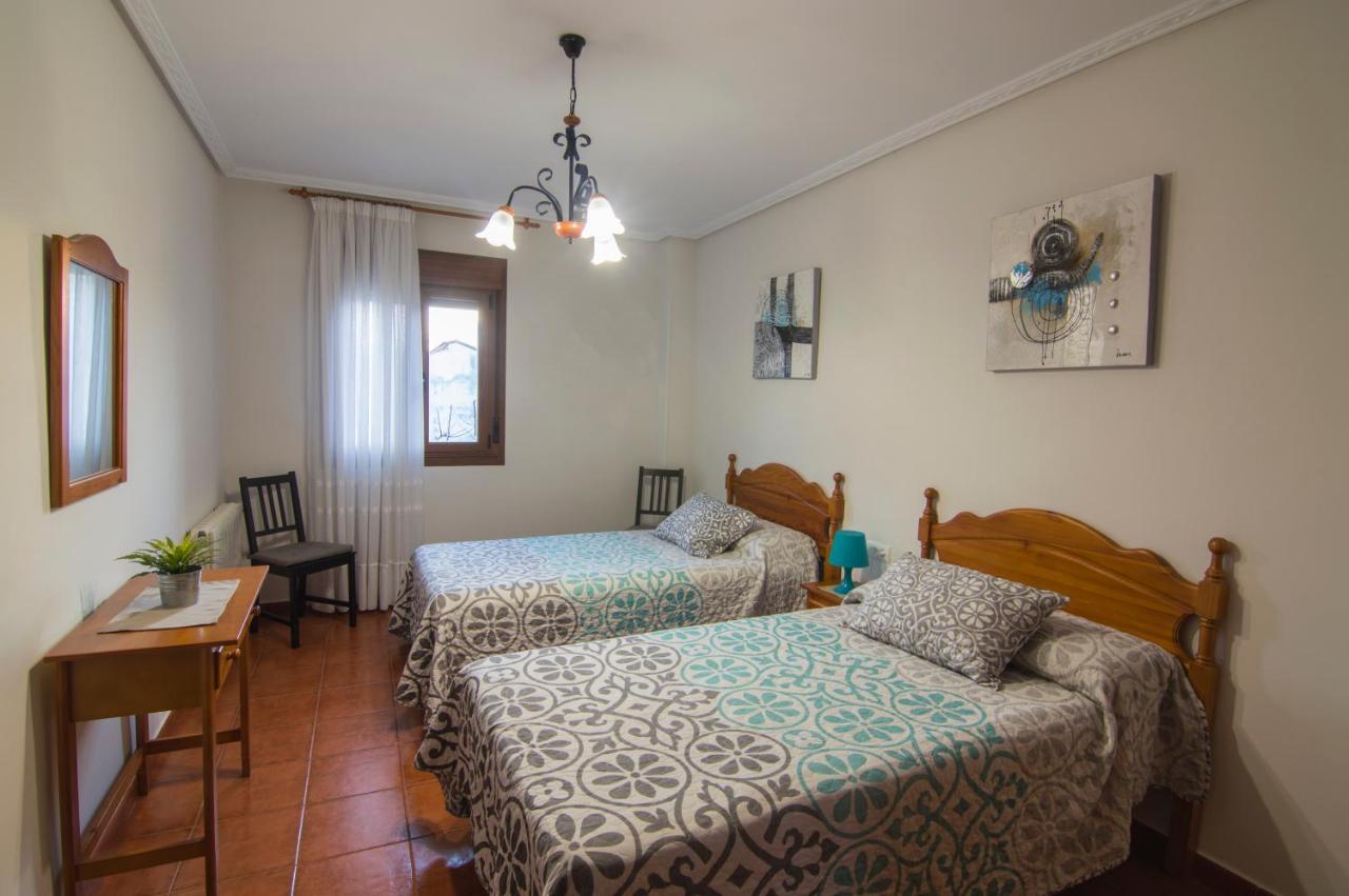 Apartamentos Rurales El Prado Пинофранкеадо Экстерьер фото