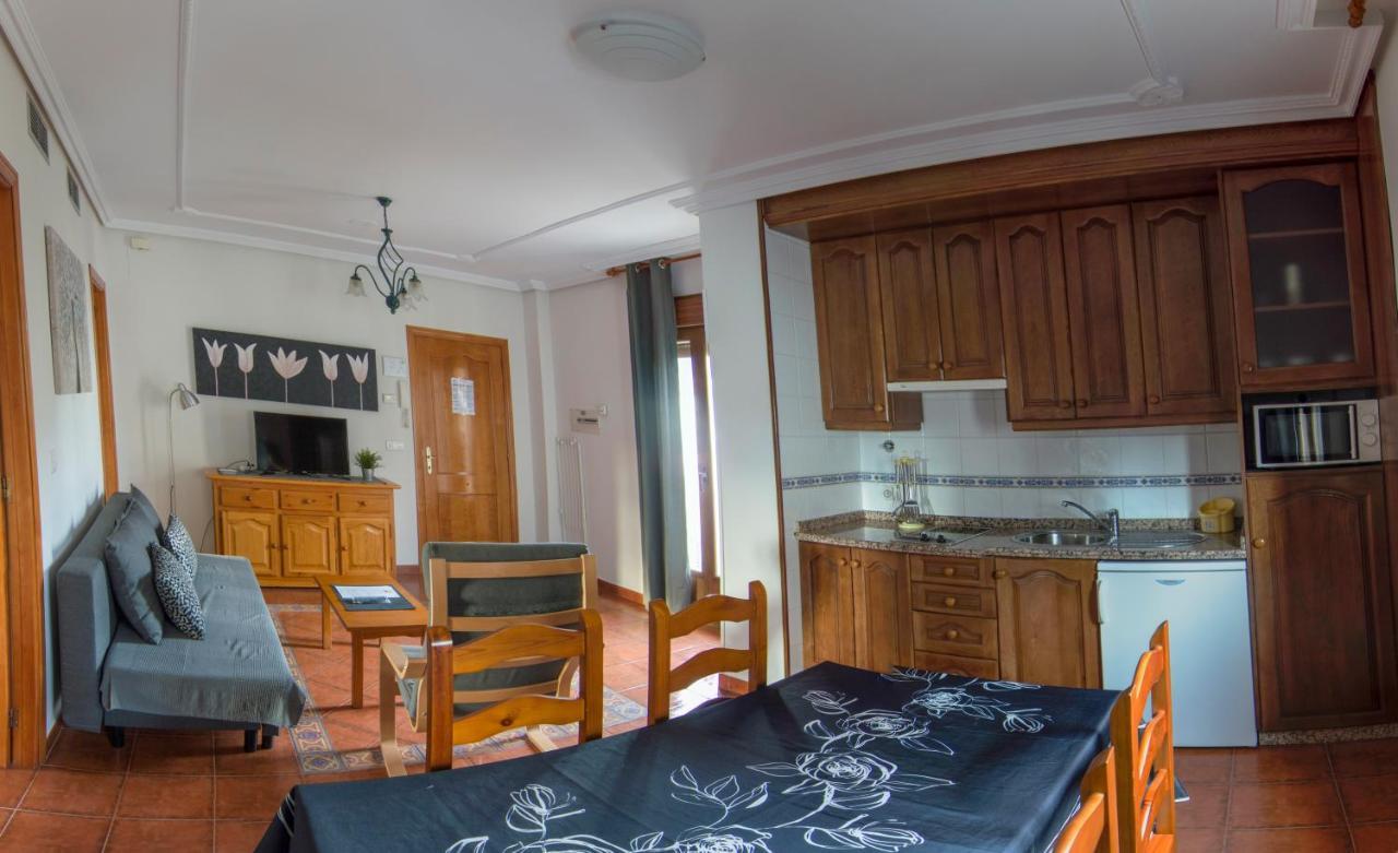 Apartamentos Rurales El Prado Пинофранкеадо Экстерьер фото